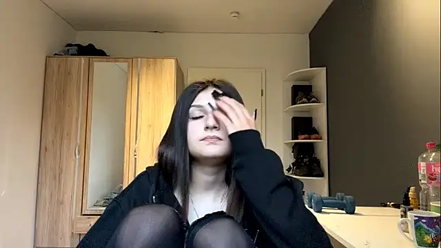 SpanishRooter webcam