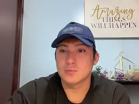 Kingdirtyfog live cam on StripChat