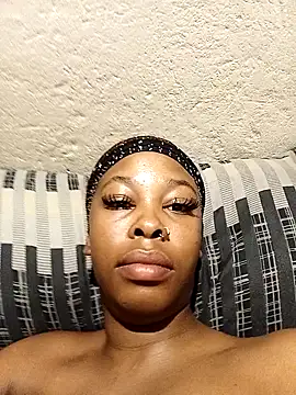 Sexy_Baddie live cam on StripChat