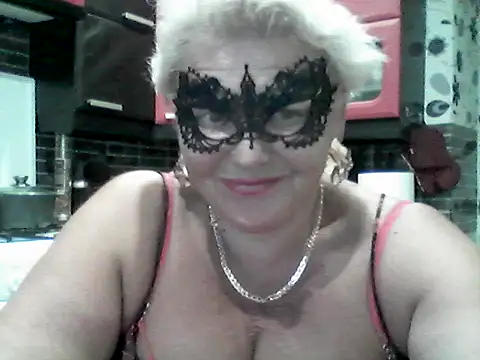 Lisa_Suzie webcam
