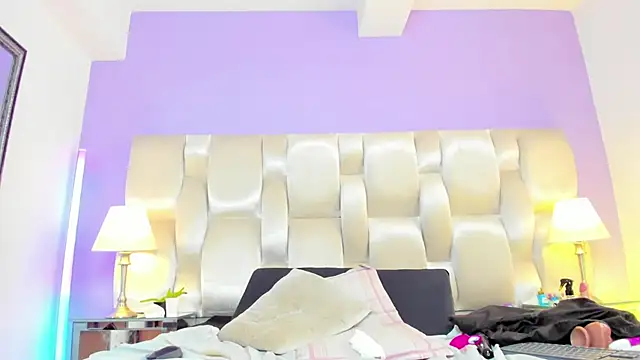 megan_loviitz webcam