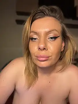 KrisKkiki webcam