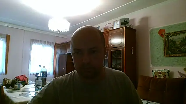 Luceriusbigass webcam