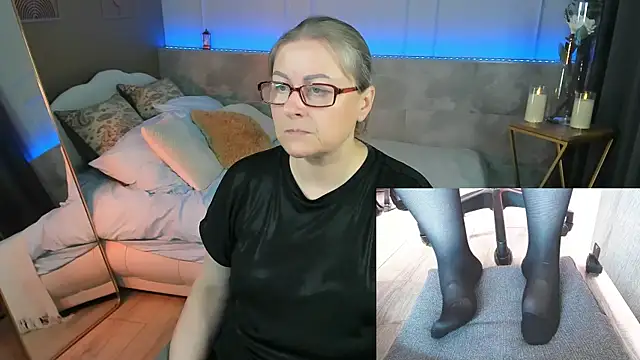 Alexandra_Kind webcam