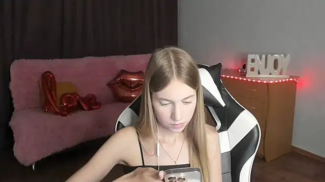 ModelPi live cam on StripChat