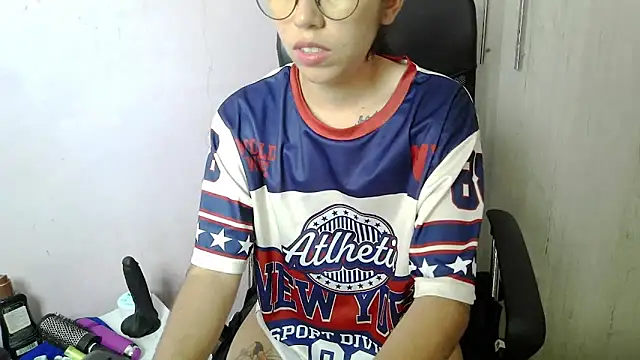 skinnyX333 webcam