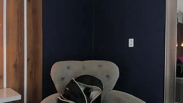 AmmyJones_ webcam