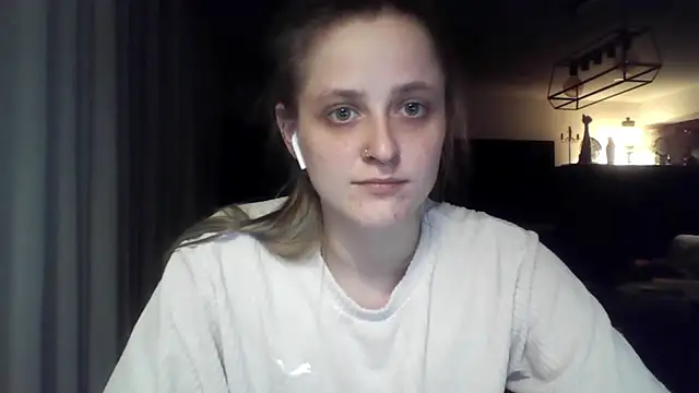 LeaWetGirl webcam