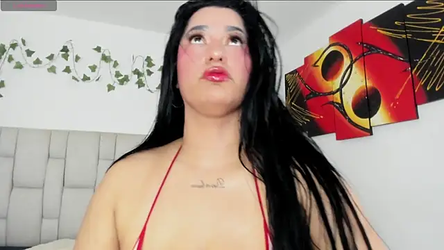 KorinaKovaa webcam
