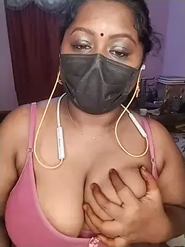 Tamil-Dhara Live Webcam on Stripchat