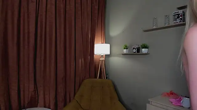 PocketDollX live webcam show