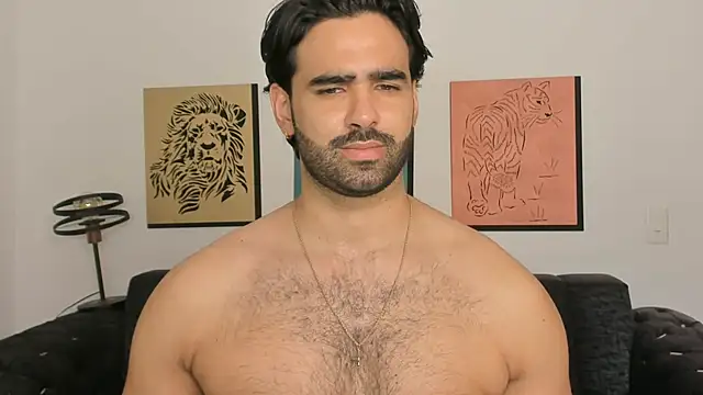 brad_martin (M young) - NAKED AND HARD DICK