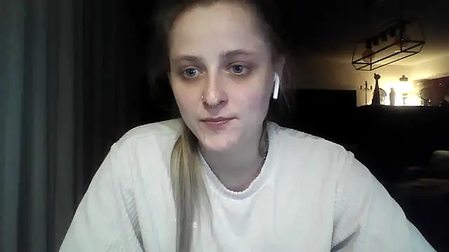LeaWetGirl webcam