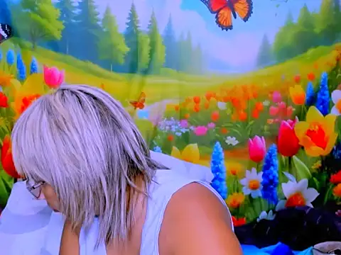 indianroxy webcam