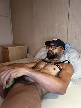 pigDany live cam on StripChat
