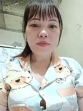Sana-vn live cam on StripChat
