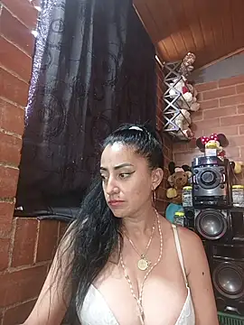 Alexandrina live cam on StripChat