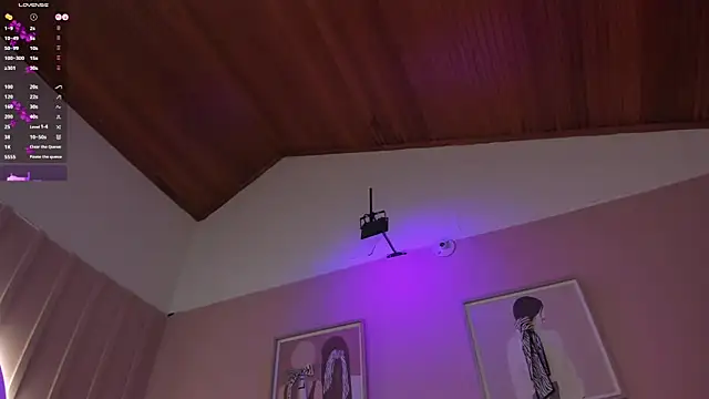 elodie_walker webcam