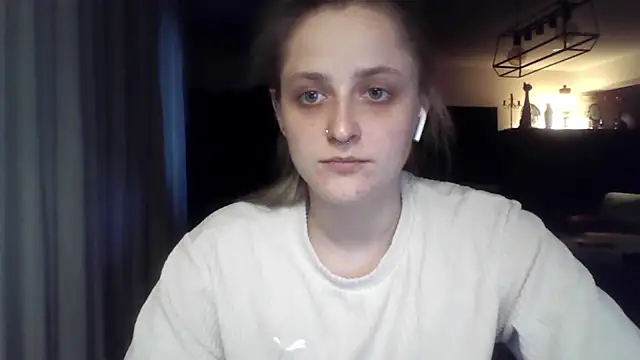 LeaWetGirl webcam