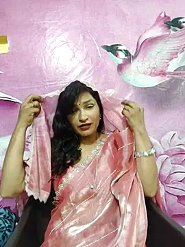 Priyaa_1433