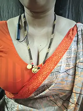 bhuvana_555 webcam