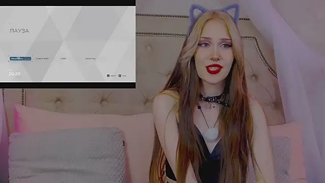 SashaMeow webcam