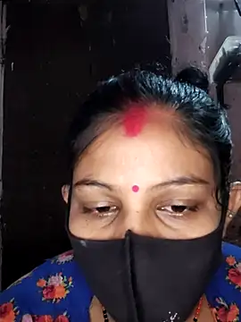 Hotcouplepriya webcam