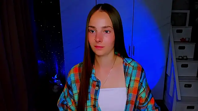Maddy_Wood_ webcam