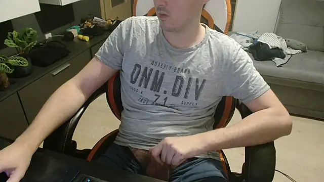 Pat_CumShow4Dad
