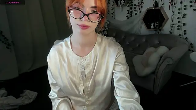 Velvet__Kiss webcam