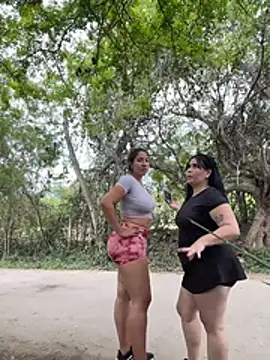 daniela_henao live cam on StripChat