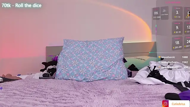 Lust_One_ live webcam show