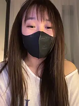 Be_Miuu live cam on StripChat
