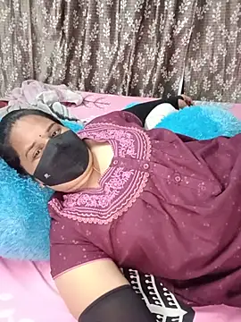 Priyanka__0 live webcam show