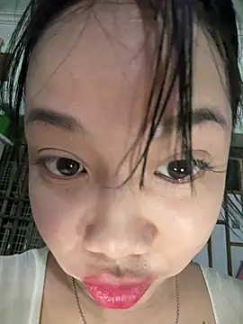 Emmiuuuu03 live webcam show