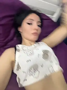 FoxxyStarr live cam on StripChat