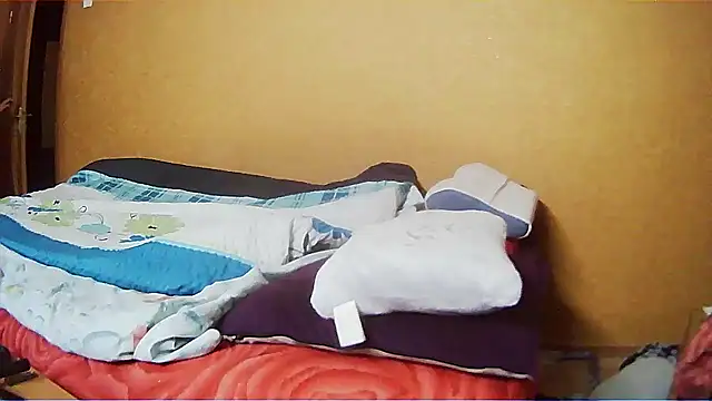 LiluHot webcam