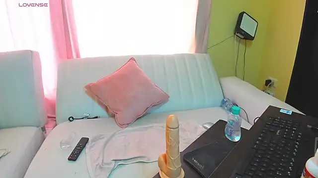 misskimaa2 webcam
