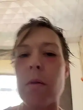 CUMFOREVERY1nTitTiES2 webcam