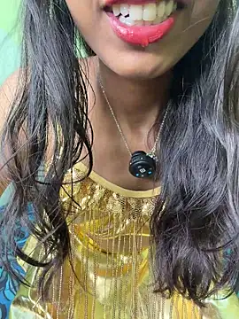 Riya_R24 webcam