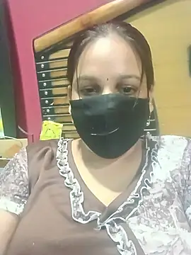 01Mona India cam girl