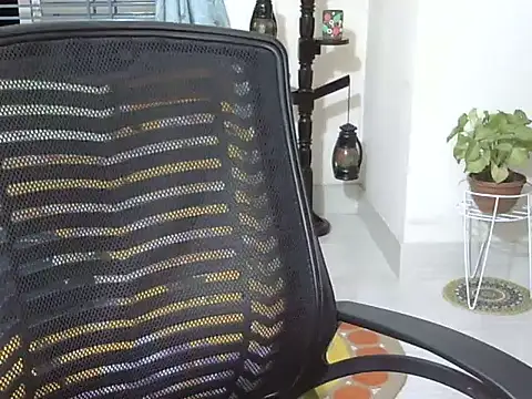 Maaya_khan webcam