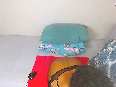ChocoSlenderXXX webcam