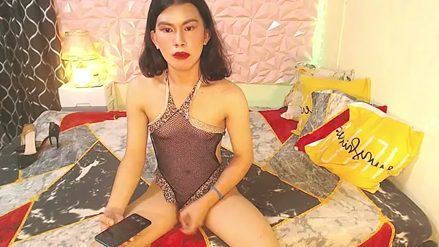 SWEETBOMBSHELL live cam on StripChat