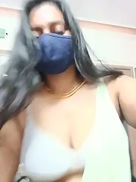 laxi_tamilponnu webcam