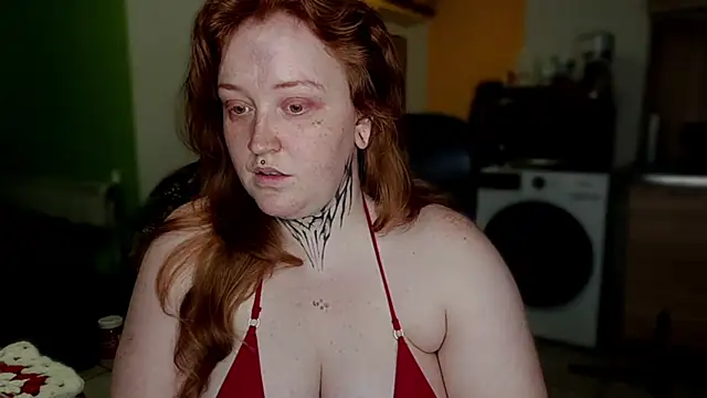 CURVYSAKURA webcam