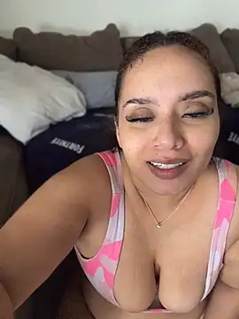 CarmelaAnthony live cam on StripChat