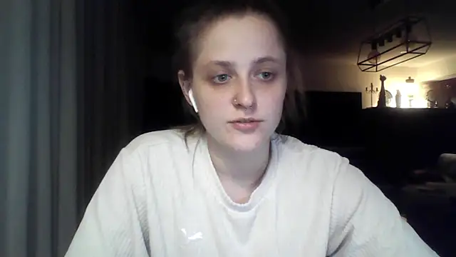 LeaWetGirl webcam