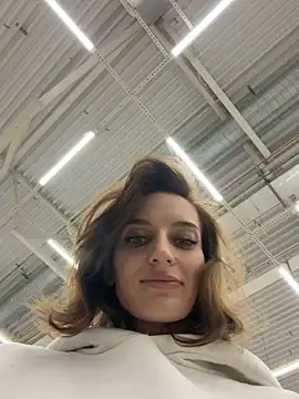 -AngelAri-
