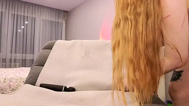 RebeccaAster webcam